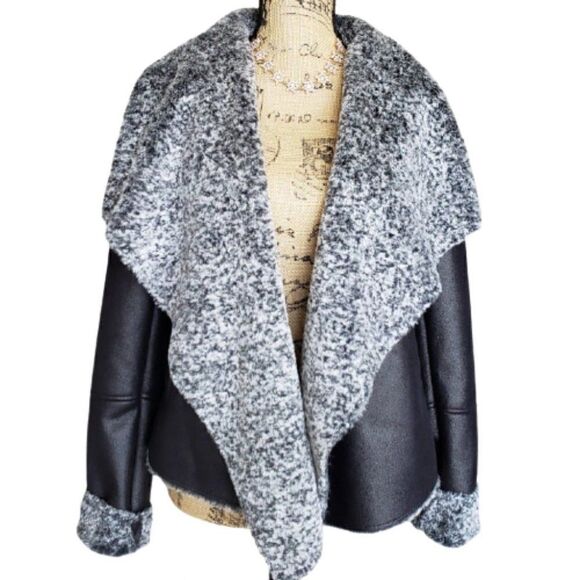 Women's Suede Faux Fur Jacket Medium Black Open Front Chic Cozy Coat NEW - Picture 1 of 10